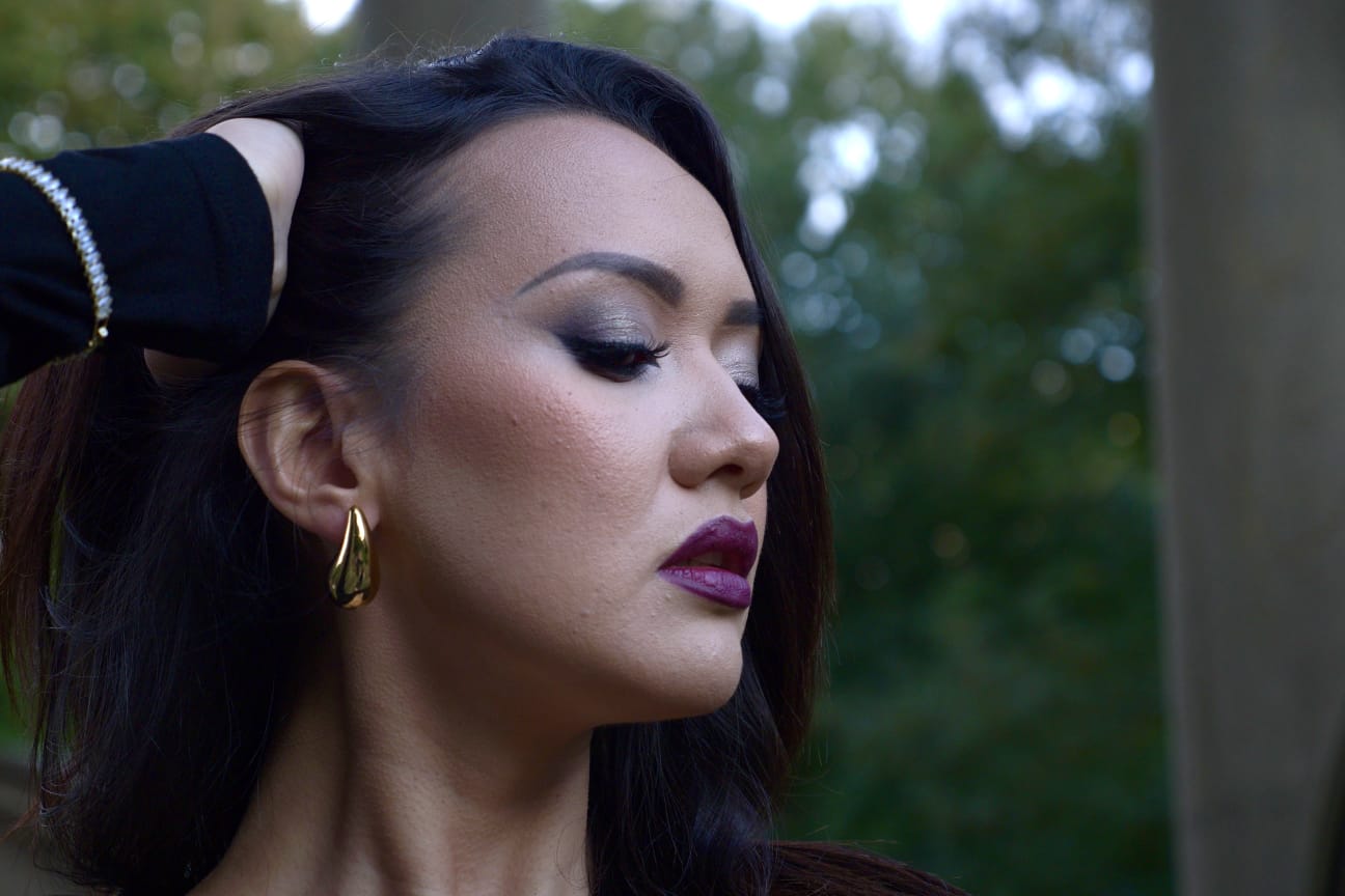 Sunlit 18K Gold Dew Drops